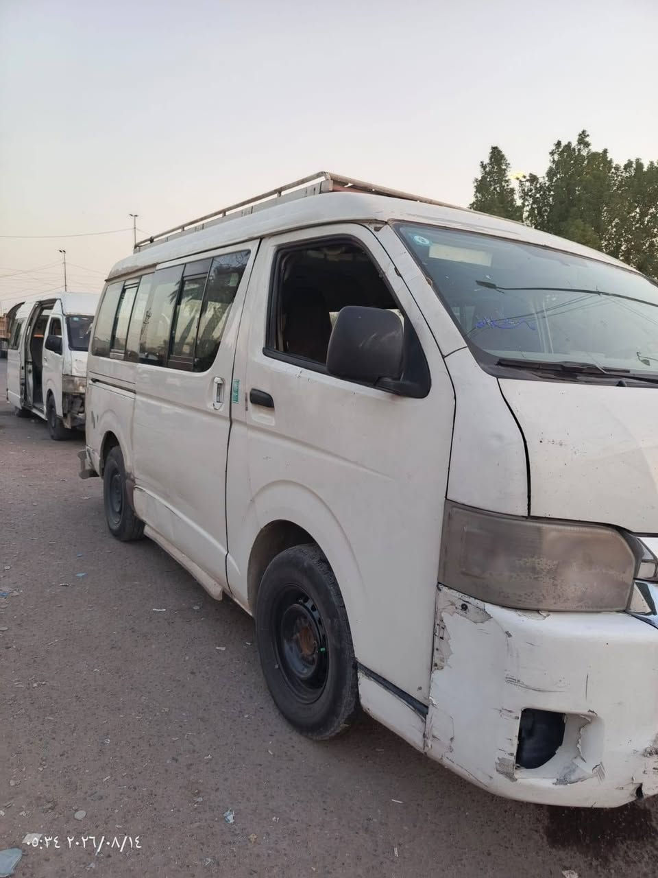 هايسه ثليثيه موديل 2013
سياره جاهزه لشغل 
السعر 110$
كما واضح في الصور
العنوان بغداد الجديده افران الدرويش
 هاتف ***********
