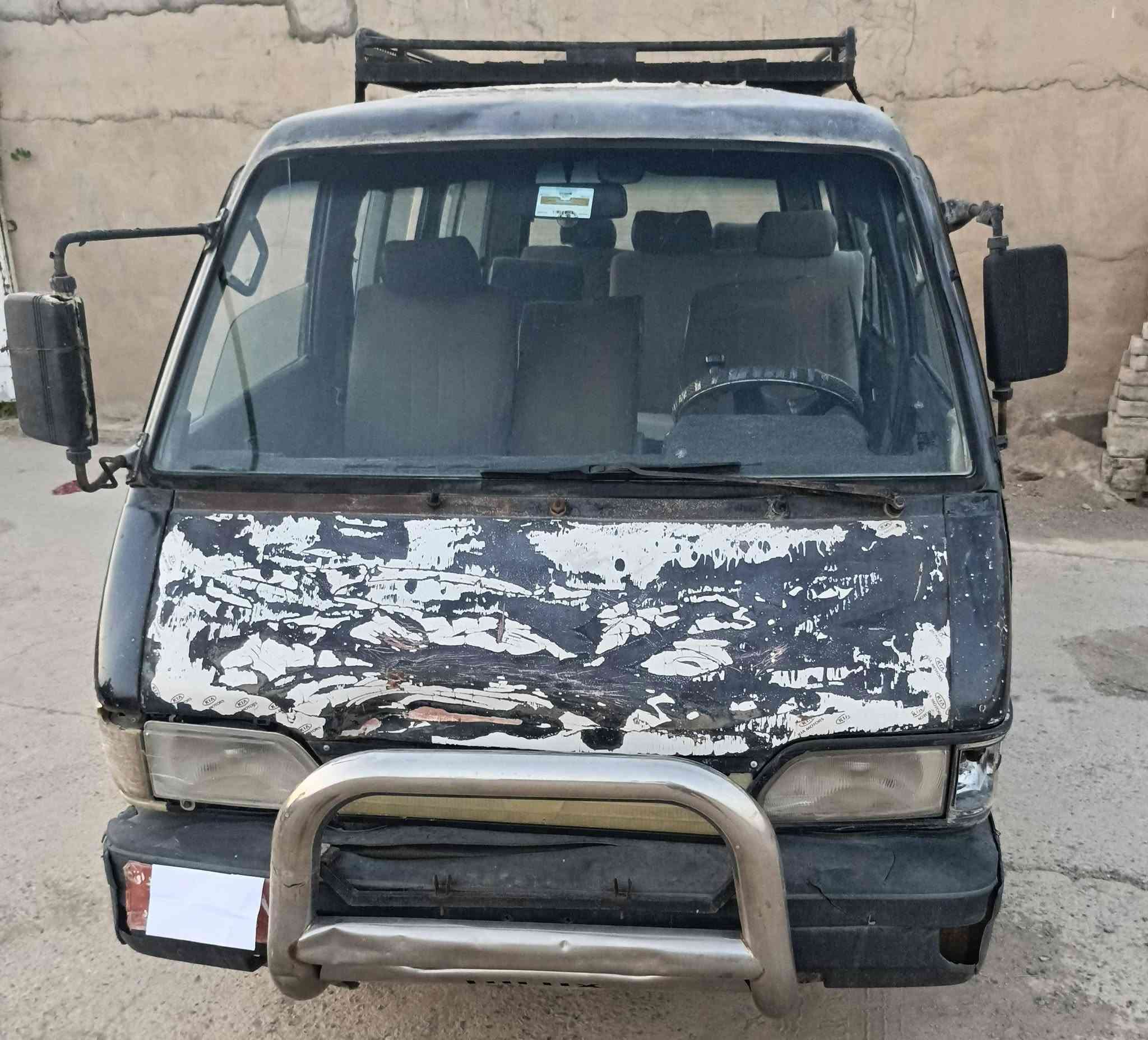 كيا بستة موديل 93 سنوية صاقطة الون نيلي رقم احمر بغداد مكينة بيهة صرف السعر 15 وبيهة مجال العنوان كركوك الاتصال ***********
