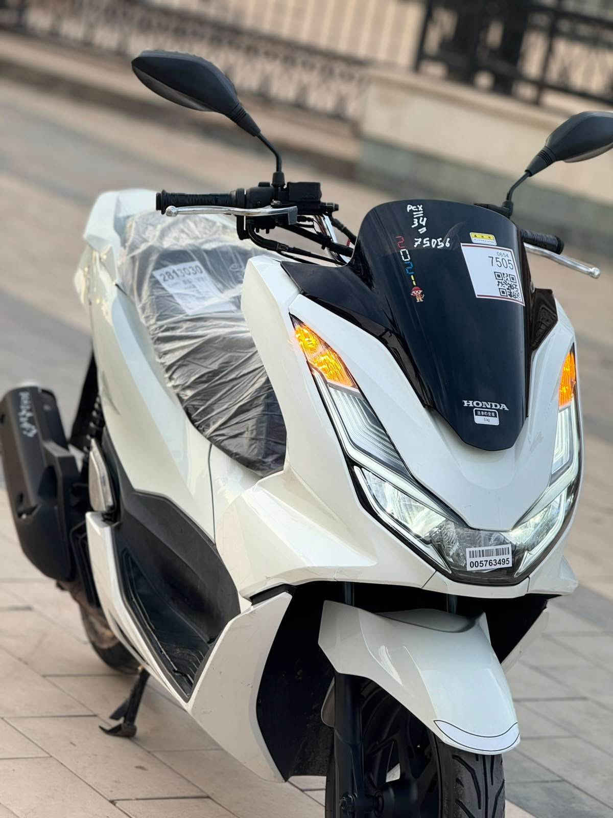 PCX الجيل الرابع • ياباني • مكينة ١٦٠