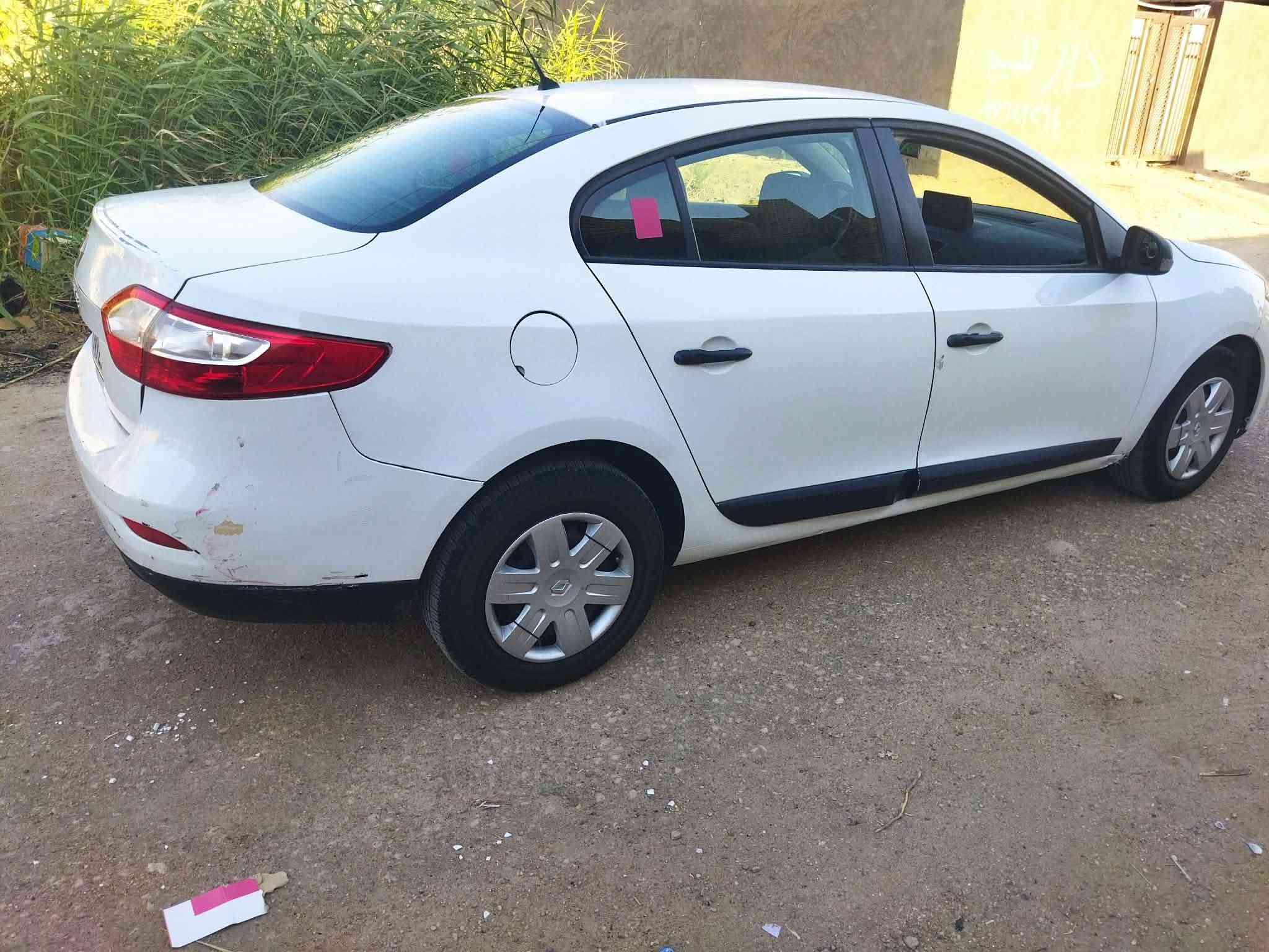 رينو فلونس موديل 2012
رقم بابل 

سيارة جاهزه من كلشي 

تدفئه تبريد

مكينه فرنسي قبق اصفر 

السعر 48

عنوان بابل
رقم الهاتف ***********
