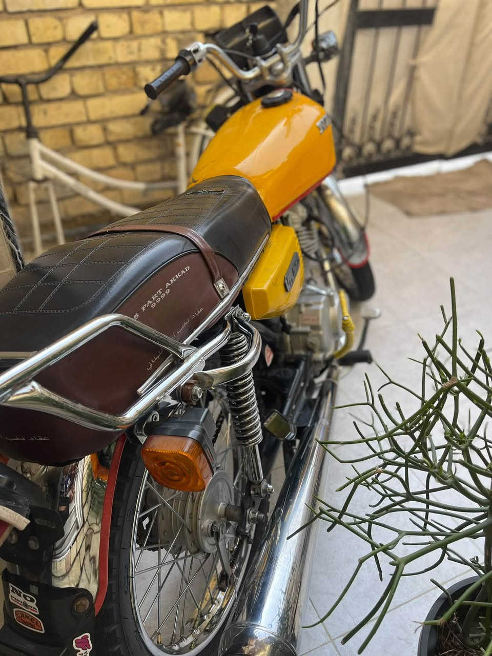 للبيع
🏍️:أيراني 
🟡موديل2021
اوراق اصولي اصولي‼️
دراجه مثل مموضح بصور وبالحقيقه احله 
💵:600قفل لتعبني ولا اتعبك 
وكله تعرف متانه هذا الموديل الدراجه بابا اول 
متواجد واتساب فقط تحب تستفسر على هذا الرقم
***********

