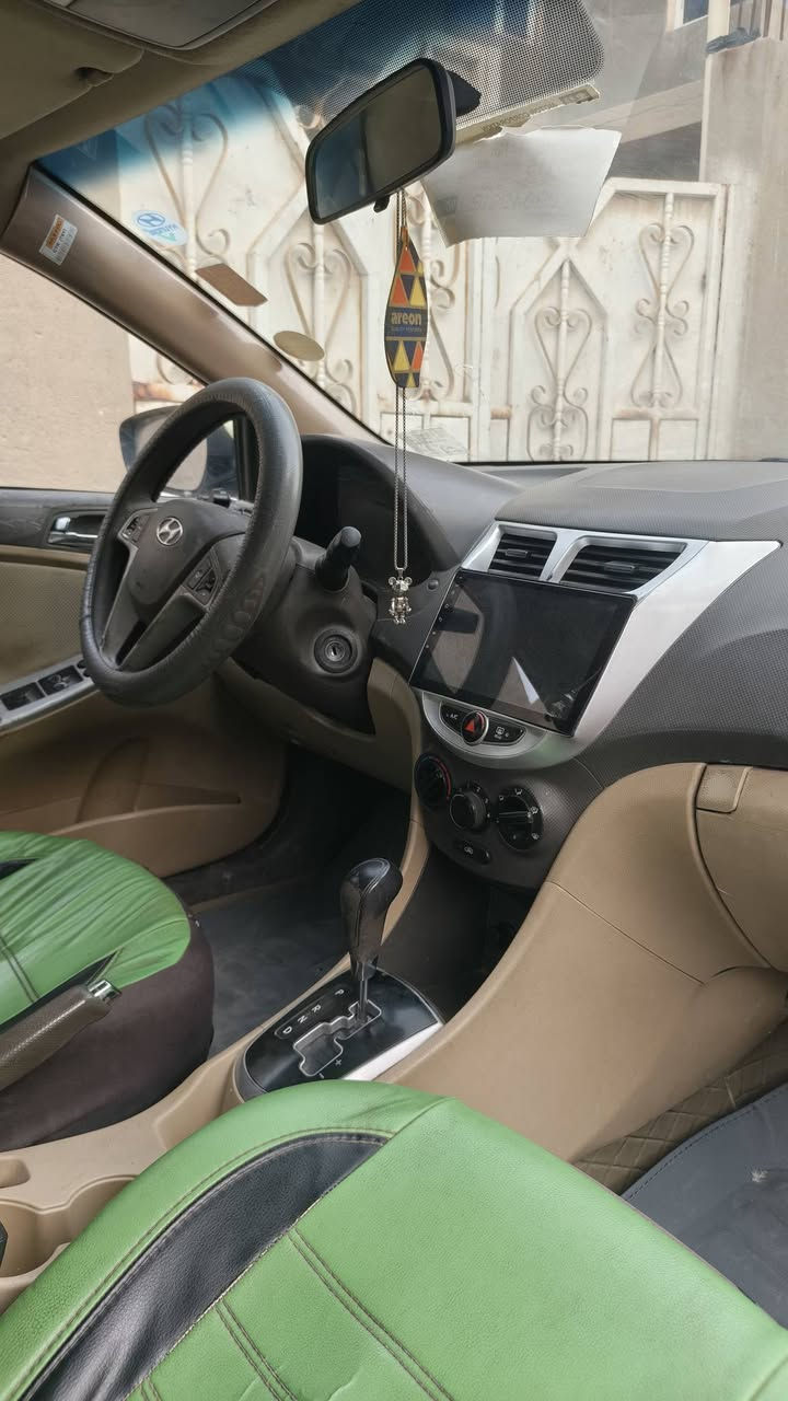 اكسنت 2015 خليجي محرك 1400 فول مواصفات سيارة كير ومحرك وتبريد كهربائيات كلها شغاله السيارة ما بيها صبغ ولا ضربة بيها تكحيلات ورعصات وبيها جراد سعرها ٦٧ وبيها مجال مكانها السماوه مركز ***********
