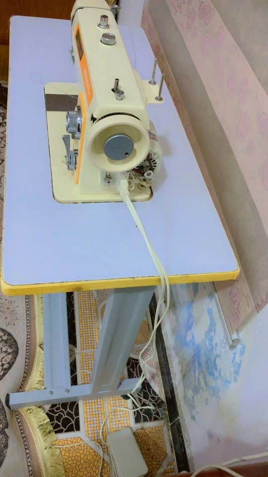 سلام عليكم مكينة خياطة برذر باسستر جديده المكينه هيه والميز ماله استعمال كلش قليل المكان البصرة القبله السعر ٢٢٥الف بيه مجال  قليل استفسار اكثر اتصال عل الرقم ***********
