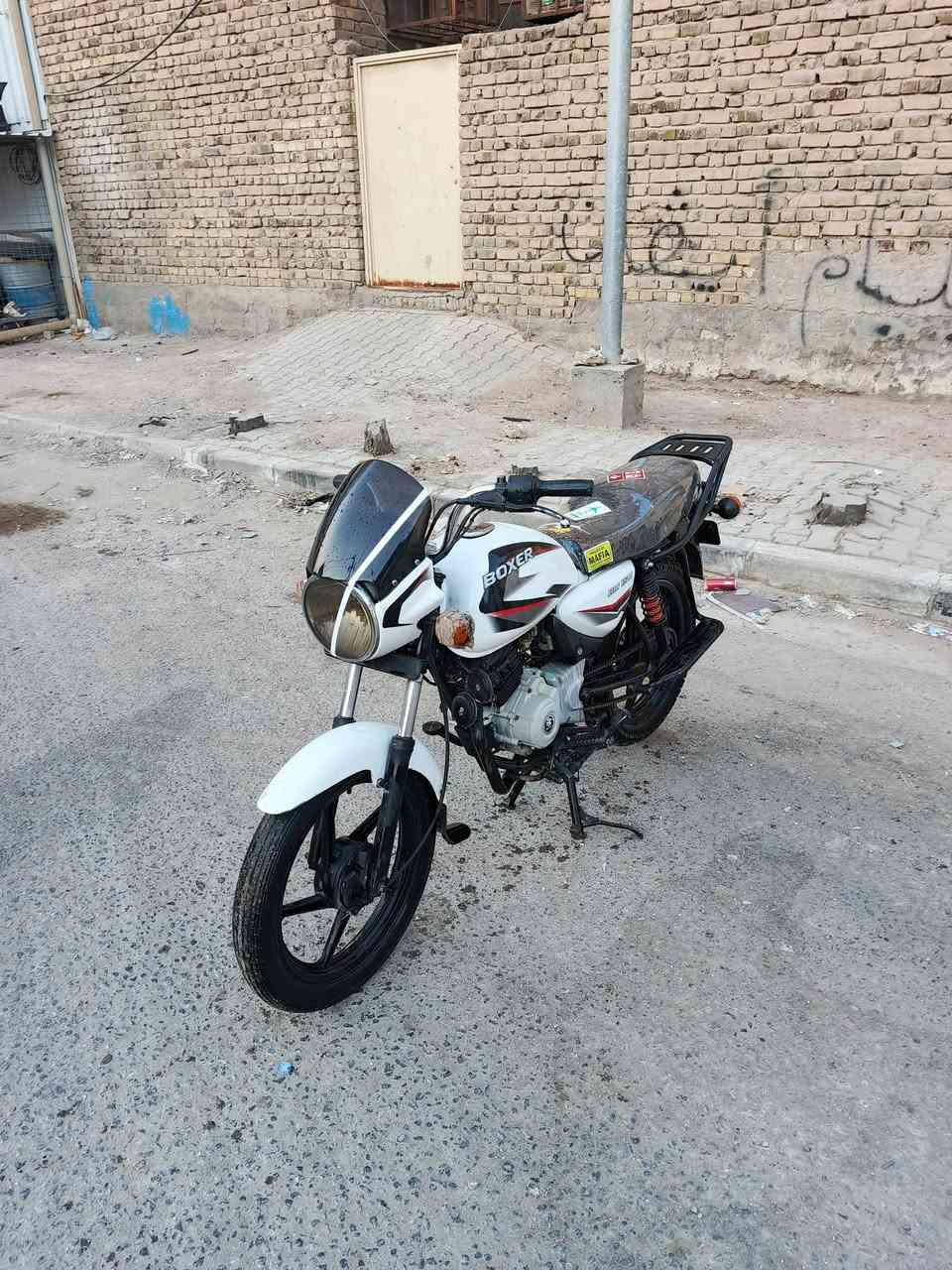 للبيع بوكسر 2024 طالعه بل 26 أوراق كامله سكنر فول نضافه جديده و جاهزه مجهزه كهربائيات كلها شغاله مكان نجف سعر 950 و بيها مجال رقمي ***********
