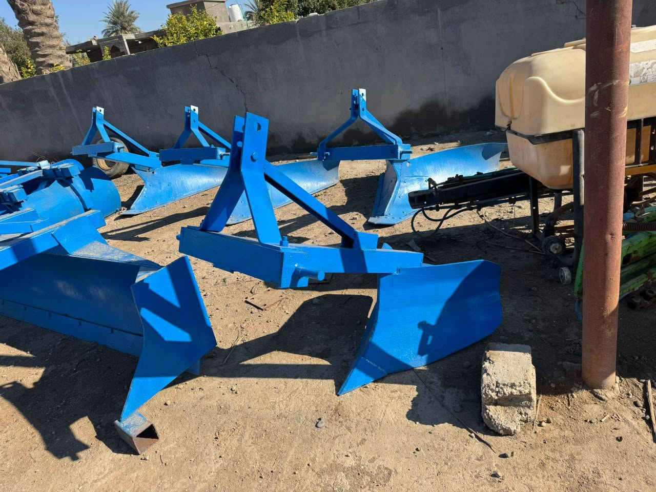 للبيع ديجر صغير مال بيوت زجاجية
ومتوفر حجم كبير سكندريه شغل درجة اولى 🫡

معمل وحداده النعيمي للمعدات الزراعيه 💪 

بإدارة عبادي النعيمي ✅ 

المكان بغداد المحموديه سريع الدولي الجسر الرابع 📍 

الاسعار والتفاصيل اتصل وبيك وتتدلل 🚸 
 
ملاحظه اتصل على الرقم رجاءً ❤️ 

***********
***********
