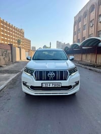 برادو 2022 رقم اربيل   ماشيه 27 الف كفاله عامه من كلشي  فئه VX فول الف...