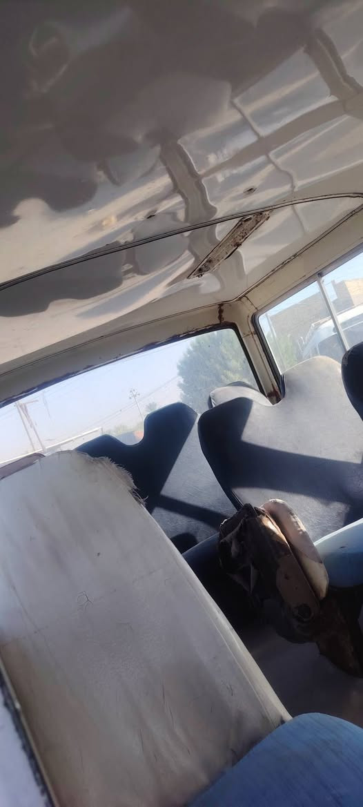 السلام عليكم كوستر للبيع مكينه وكير كيه كاز كاعيه جديده سياره خير من الله مكان حله سعره ٣ ملاين وربع بيها مجال الشراي يتصل ***********
