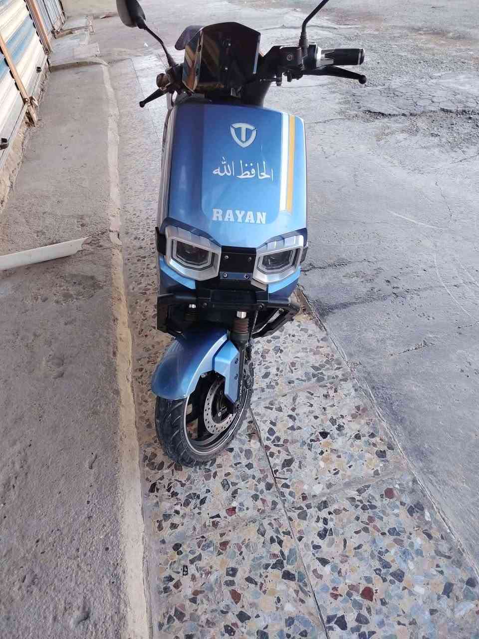 دراجه لبيع شحن سعر٨٠٠ ميه وبيه مجال نضيفه فول رقم الهاتف ***********مكاتي سبع البور شارع سوداني
