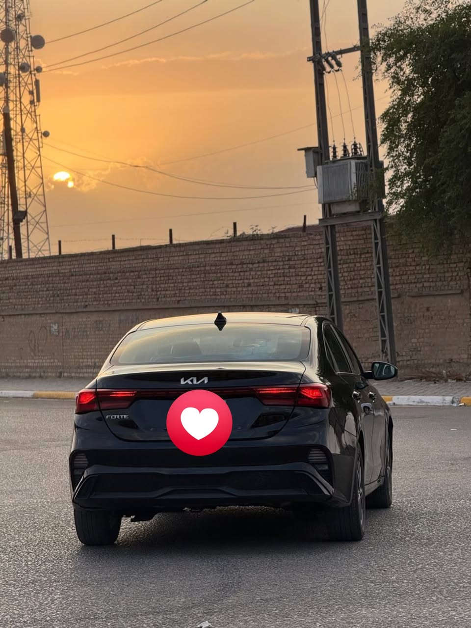 سلام عليكم
كيا فورتي 2023 رقم بغداد معوقين/ رجاء اقره المنشور عدل يلا تخابر السياره مكانه بصره ..
مكينه دوش2000
السياره جديده بمعنى الكلمه  كير مكينه ب جيس ماشيه ٧٠ مبدل جاملغ وصبغ باب وطرف البنيد ضربته  صطحيه بدون دواخل مثل ما موضح ب صوره فقط ضربه امريكا الباقي كفاله سونار موجود  
 موصفاته 
تحكم ستيرن رادار 
تثبيت سرعه 
قياده ذاتيه
شاشه كبيره كامره  
السعر ١٤٣ وبيه مجال 

***********
