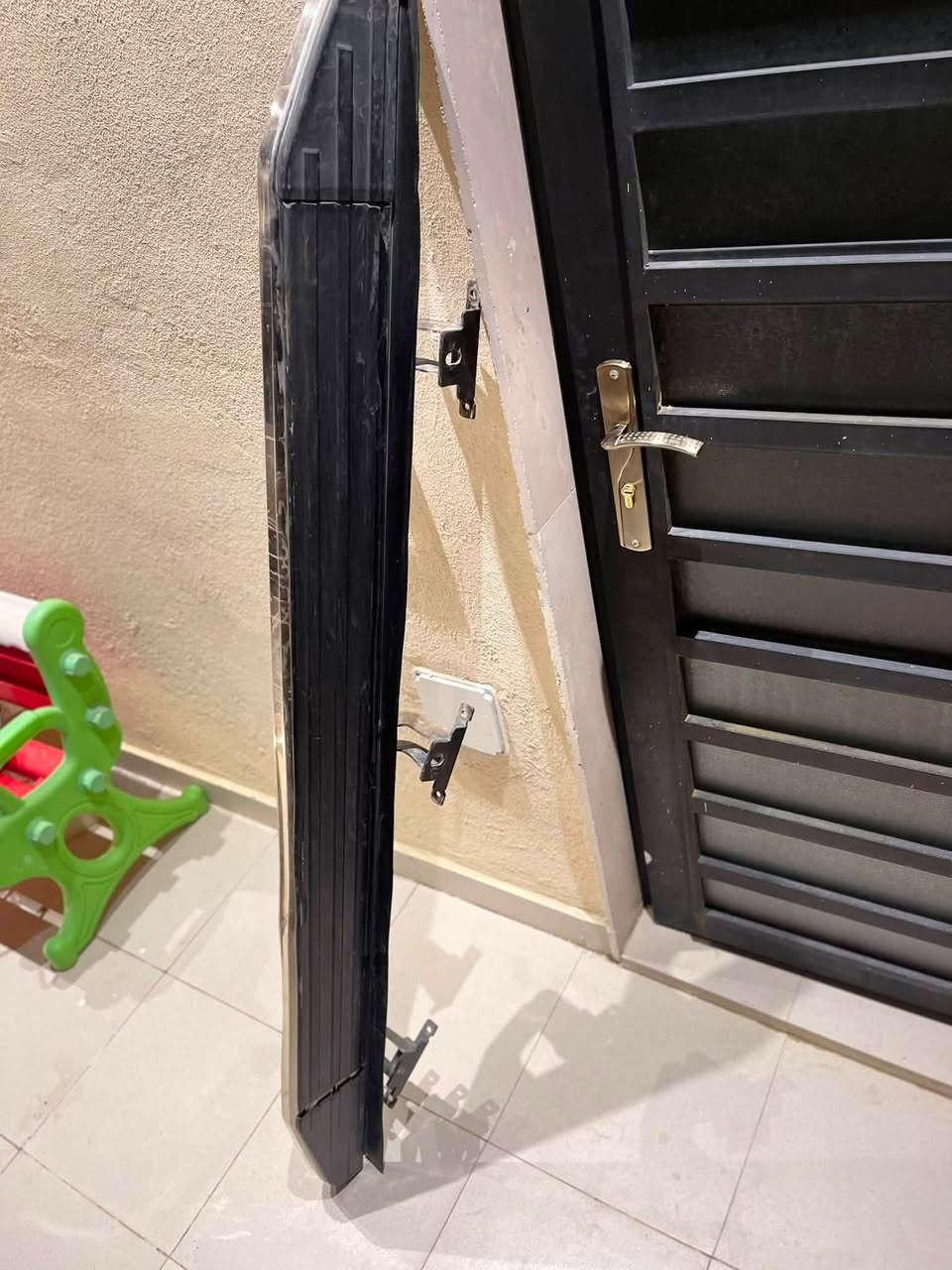 السلام عليكم دواسات جيب اي موديل يرهمن ماعرف سعرهن والله قيم بل يرضي الله ومن تقيم خابرني وقيم مو دز تعليق  لوتراسلني وهاذا رقمي***********
