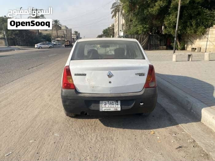 سلام عليكم رينو للبيع موديل 2010 
ممشى 180 كيلو هلال الجاملغ صبغ كاملة من كلشي بسمي سيارة زوج تايرات جدد  خلفي امامي مبدل صدر نضيف محرك ممفتوح كير ممفتوح لغود شواصي مكفول تبريد تدفئة شغال 
*********** مكاني شارع فلسطين

نص مكتوب في الصور:
- السوق المفتوح OpenSooq