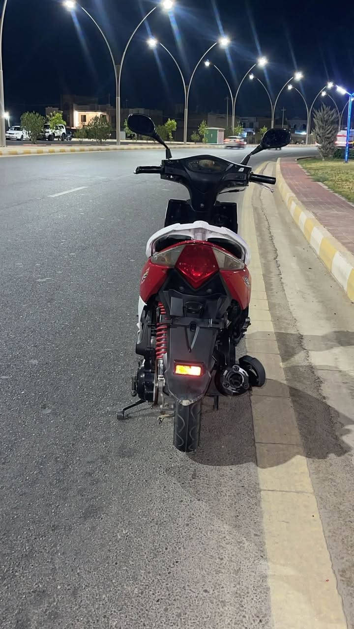 دراجه سايم نحله GR للبيع محرك 125 ناعم ما مجفت بلادي كفرات بلاديه كهربائيات بلادية شاشة إلكترونيه الدراجه اوراقها كامله للتواصل *********** المكان داخل الرمادي
