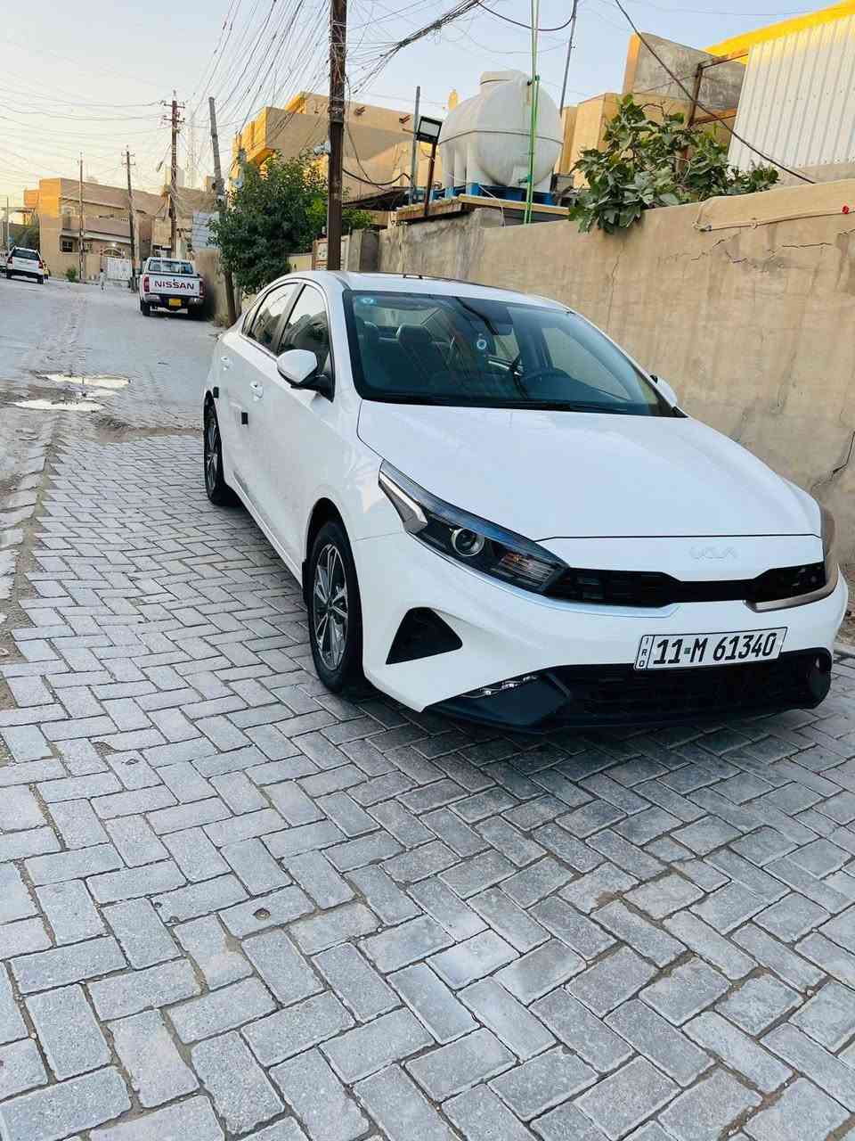 السلام عليكم سيراتو موديل 2024  خليجي السياره فول مواصفات ماشيه 33 الف كفاله عامه مكان السياره بغداد الزعفرانية السعر المطلوب 185 وبيه مجال حك الجيه رقم الهاتف ***********
