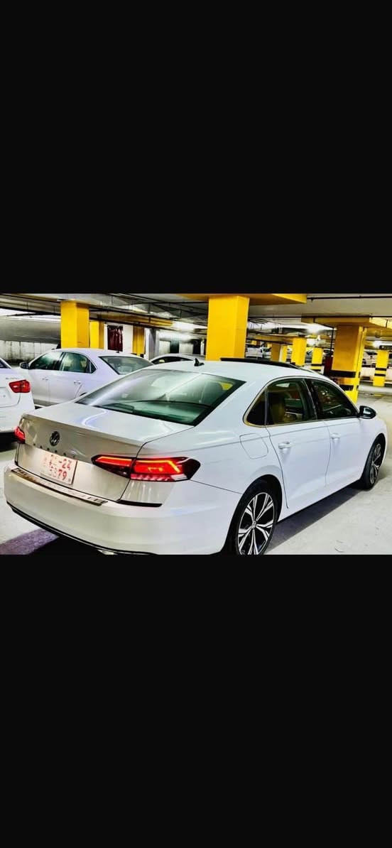 PASSAT 2022 SE 🚘
للبيع / فولكس واكن باسات SE 
موديـل/ 2022 دخول جديد مرقمة اربيل كاملة من الرقم والهزة والبراد 
الـضرر/ صبغ نصف جاملغ خلفي طرف سائق 
بدون ايرباك 

المحـرك / 4 سلندر 2.0 توربـو  

مواصفـات :
بصمة تشغيل مع ابواب 
كشنات جلد تدفئة 
ويل حجم 18 
رادار جانبي 
تشغيل عن البعد 
شاشة كبيرة 
داخل اسود 
كاميرا خلفية 
دخول ذكي 
لايت امامي LED 
بك لايت LED 
سلايت 
Car Play 

1VWSA7A35NC005978

▪️مكان السيارة كركوك

*********** كركوك, العراق
