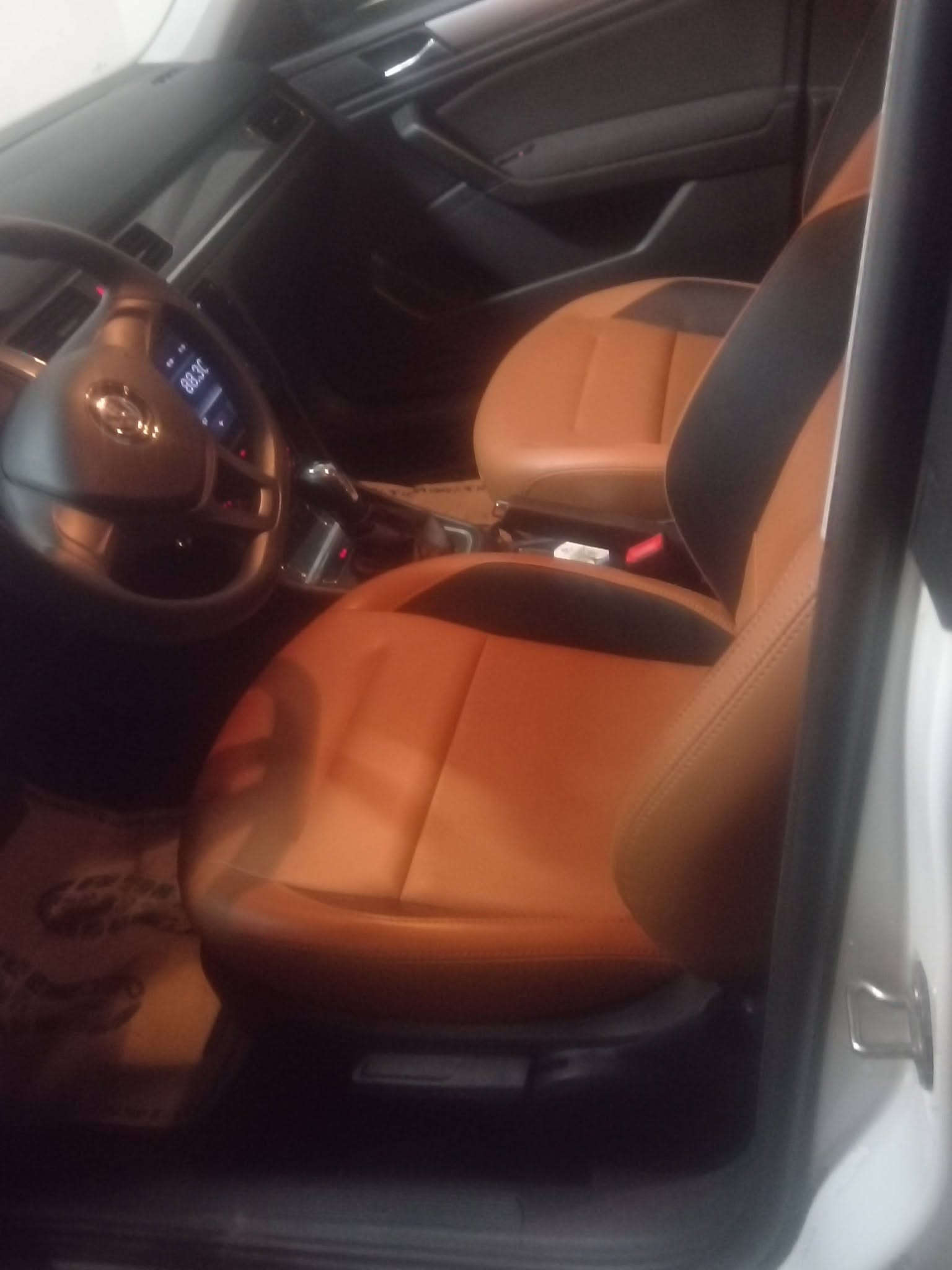 سلام عليكم جيته بوره للبيع بعد شريكه
رقم اربيل هزه وسنويه جديده ل ٢٠٣١
بسم صاحبه محرك ١٥٠٠ سياره جديد
السعر ١٢٨ بيها مجال مكان صلاح الدين قضاء الدور
*********** اني مكلف بل النشر
