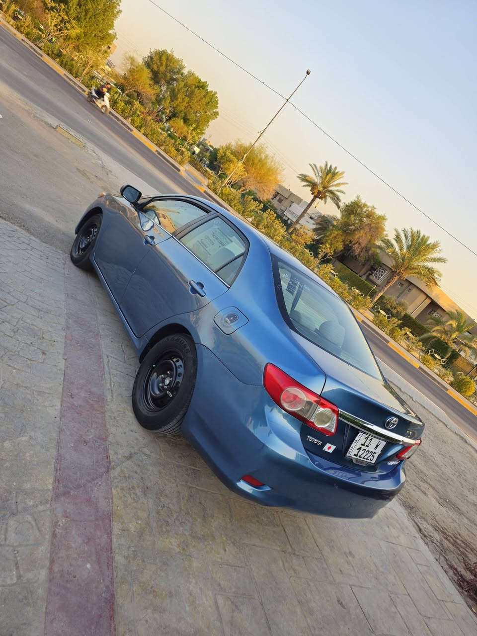 كورلا 2013 امريكي
حادثها جاملغ امامي وباب بدون دواخل 

والسياره جارده ومرشوشه كلير بدون قطره معجون 

لغود شواصي دواخل حوض كله شركه بلاد

مكينه 1800 لوك بلاديه 

تبريد بلادي ثلج ❄️ 

تخم تاير جديد 

صدر جديد 
 
ماشيه 180 حقيقي 

رقم بغداد بااسمي هزه وسنويه جديد 

سعر 100 وبيها مجال قليل 

‭***********

مكاني بغداد منصور 
‬

