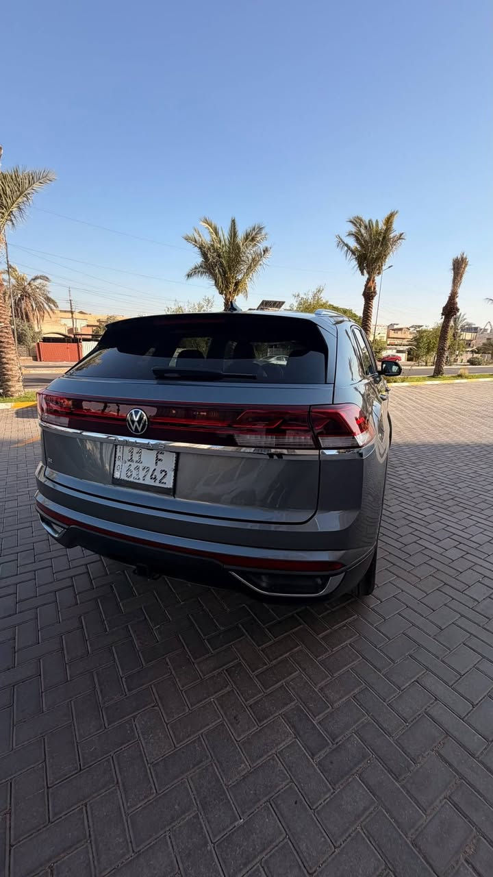 السلام عليكم
VOLKSWAGEN ATLAS CROSS SPORT SE 2024
السياره للبيع او مراوس حسب نوع السياره السياره صبغ عام الحادث بدون شواصي 
صور الحادث مرفقه ويه الصور 
السعر علق او راسل خاص او اتصال ***********
متوفر واتساب 
العنوان بغداد السياره مرقمه بغداد

