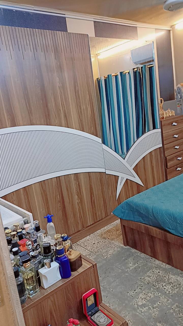 غرفة نوم • ٧ قطع • ميز تواليت