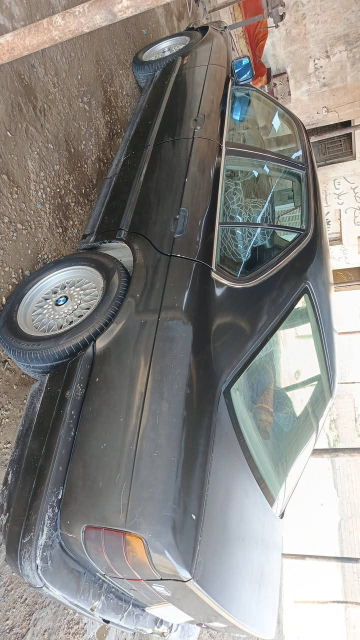 السلام عليكم ورحمة الله
للبيع او مراوس حسب القناعة BMW 535 92 عايزها ترتيبات سيارة بلادية مو معمرة للاستفسار 
*********** او واتس اب او ماسنجر مكاني #سامراء
