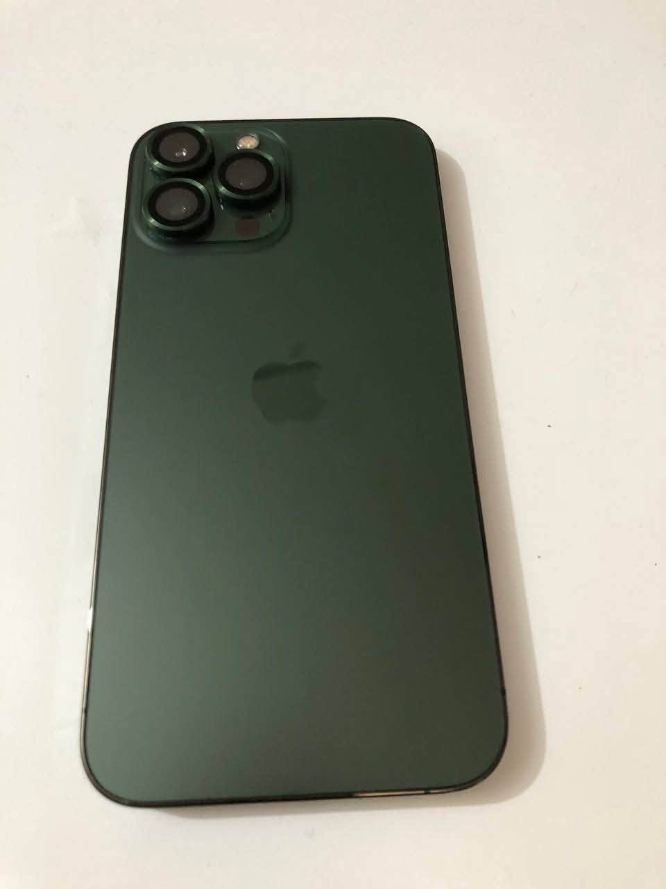 سلام عليكم ايفون 13 pro max  للبيع للاستفسار الاتصال ***********

نص مكتوب في الصور:
- 95 1:27 حول < iPhone (2) الاسم < 26.3.1 إصدار iOS iPhone 13 Pro Max اسم الطراز NNCF3LL/A رقم الطراز W3QMXVWJ6W الرقم التسلسلي انتهت صلاحية التغطية 0 الأغاني 526 الفيديوهات 2,857 الصور 26 التطبيقات 256 غ.ب. السعة 106.65 غ.ب. متوفرة 2C:76:00:39:7C:4D عنوان Wi-Fi