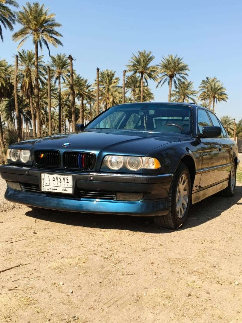 السلام عليكم
للبيع 740 اصل  بأسمي بغداد  سنوية ساقطة 
كَير مكينة كهربائيات  كًشر  مكفولة  
تدفئة تبريد 
حدادية 70 /100
غرفة  95 / 100 نضافة  
4 بردات وحدة نقص مثلثة  
دبل جام 
سلايت جام 
تلفون  نقص فقط بدالة
شاشة ندرويد  مع سماعات صوت حلو 
تخم تاير فقط واحد تعبان 
باور بي صوت قليل  بس مينقص 
سيارة حلوة وعلى ايدي  
السعر  90   
عنوان بغداد  /    حي النصر 
رقم الهاتف. ***********  
رجاء بدون تعليقات سلبية  
حترامي للجميع
