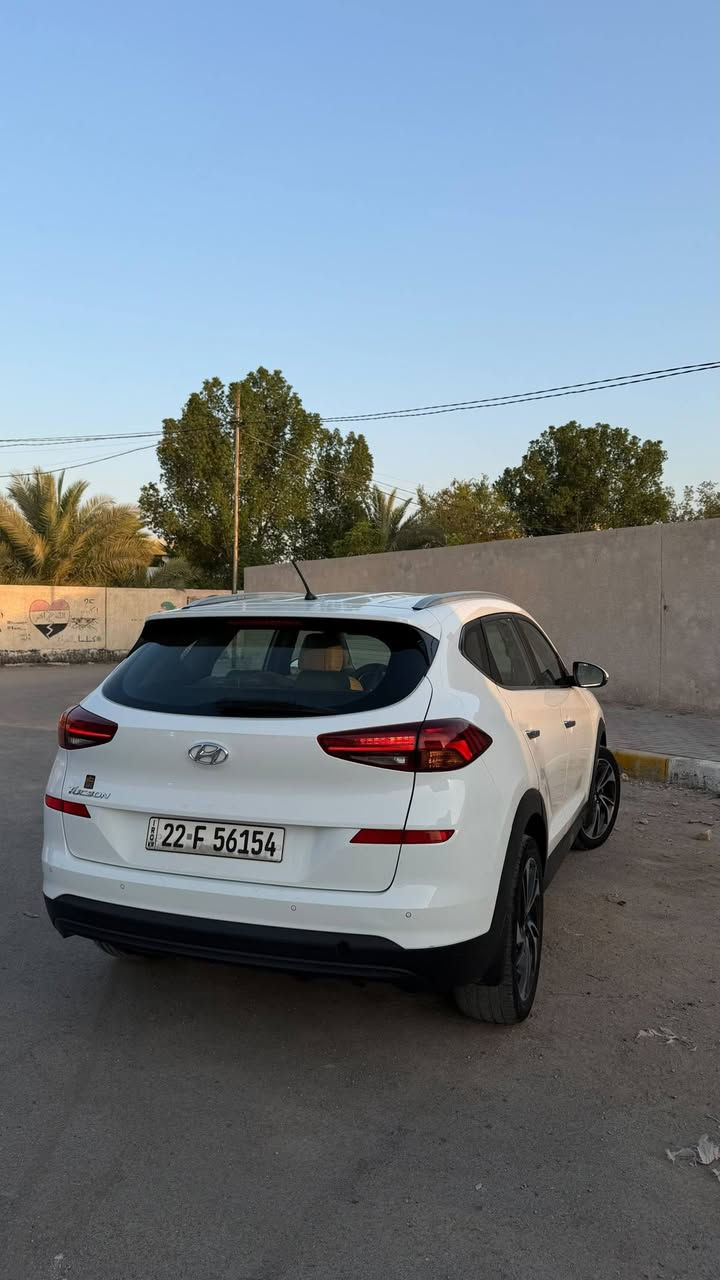 توسان خليجي جيكي موديل 2019، فول ماعدا البانوراما، رقم أربيل، تريد تحويل أو وكالة، ماشية 157 ألف كم، بيها بنيد صبغ فقط وبارد قليل باب السائق، سونار موجود ضمن الصور..
الموقع: بابل – المسيب.
للتواصل:
***********
***********
