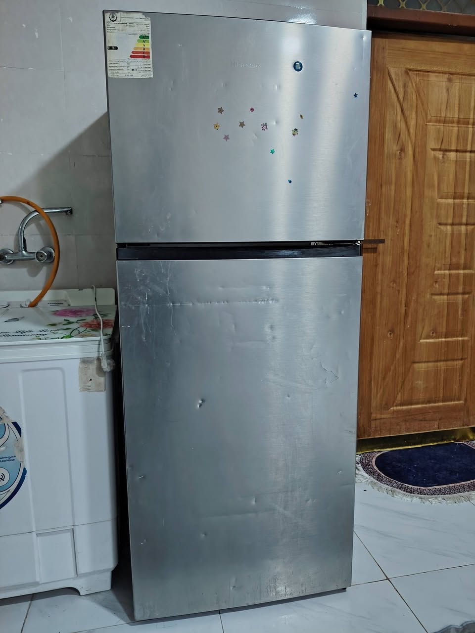 غراض بيت للبيع كلش نضيفات سبلت قبل شهر شديته 
و ثلاجه مستخدمه ماركه هايسنز الأصلي 24قدم للبيع عنواني الدورة ***********

