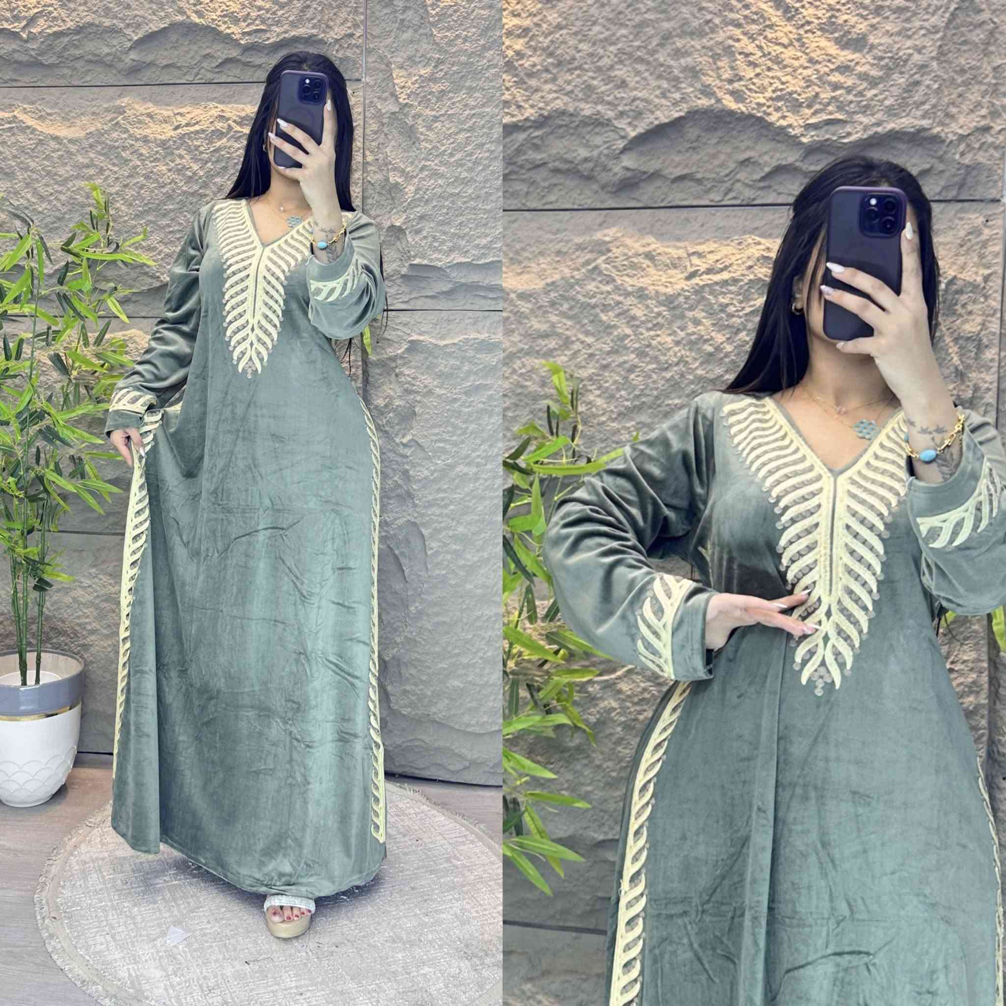 السلام عليكم متوفر شلعه كلابيه مصري ثقيل تطريز درجه اولى وأكثر من موديل البيع شلع كميه ٣١٠ قطعه سعر قطعه ٧ونص الف للإستفسار الاتصال *********** مكاني الكاظميه
