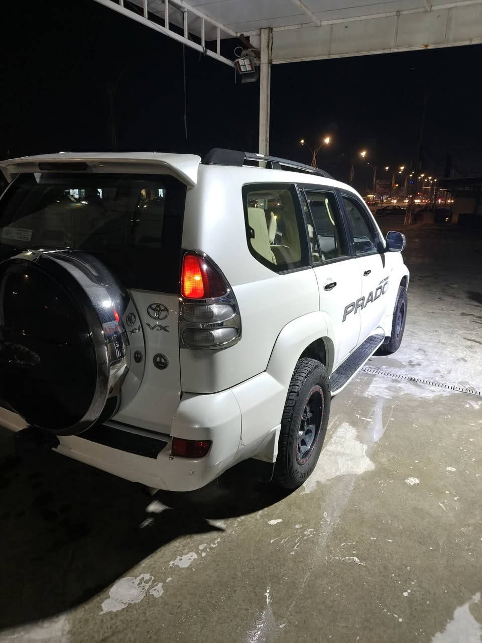 برادو للبيع  ٦ سلندر دبل تانكي موديل ٧ رقم بغداد الجديد   محرك وكير وحدادية خير من الله وتبريد مكفولة كفاله عامه ماعدى تكشير بلقماره السعر ١٥٠ وبيه مجال قليل مكانه ديوانيه مركز الاستفسار ***********
