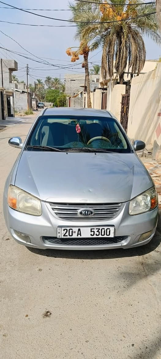 السلام عليكم  سيارة سبكترا موديل 2007 خليجي بيها ضربة ب جاملغ الأمامي الصدر بيها صبغ حزام اثر جراد محرك وكير كفالة محركها 1600 دوش  كير اوتماتيك سنويتها ال 2027 باسمنا شواصي خير من الله تبريد وتتدفئة خير من الله سيارة جاهزة خير من الله سعرها 77 وبيها مجال قليل العنوان ديالى بعقوبة ***********
