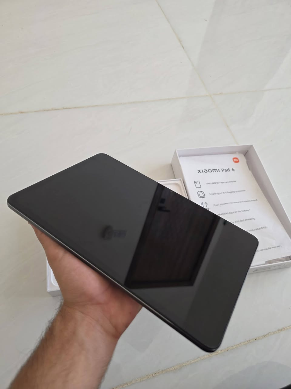 للبيع 🔥📱 شاومي باد 6🔥
💾 رام 8 جيجابايت / ذاكرة 256 جيجابايت
⚡ معالج سنابدراجون 870
🖥️ شاشة 11 إنش بدقة 2.8K وتردد 144 هرتز
🔋 بطارية 8840 مللي أمبير
🔊 أربع سماعات بصوت دولبي أتموس (محيطيات)

الجهاز نظيف جدًا واستعمال شخصي، والشاشة أصلية واللمس والعرض يعملان بصورة طبيعية ✅

📦 الكارتونة موجودة
🔌 الشاحن والكيبل موجودات وسليمات

⚠️ يوجد كسر بسيط في ركن الشاشة فقط، موضح بالصور، ولم يؤثر على اللمس أو العرض.
💰 السعر: 330 ألف دينار قابل للتفاوض للجادين
📍 النجف
الجهاز مناسب جدًا للدراسة، المحاضرات، الـPDF، الأفلام والألعاب.
📩 للتواصل خاص  او   واتساب ***********
