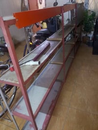 رف حديد • ٤ طوابق • ٣ أمتار