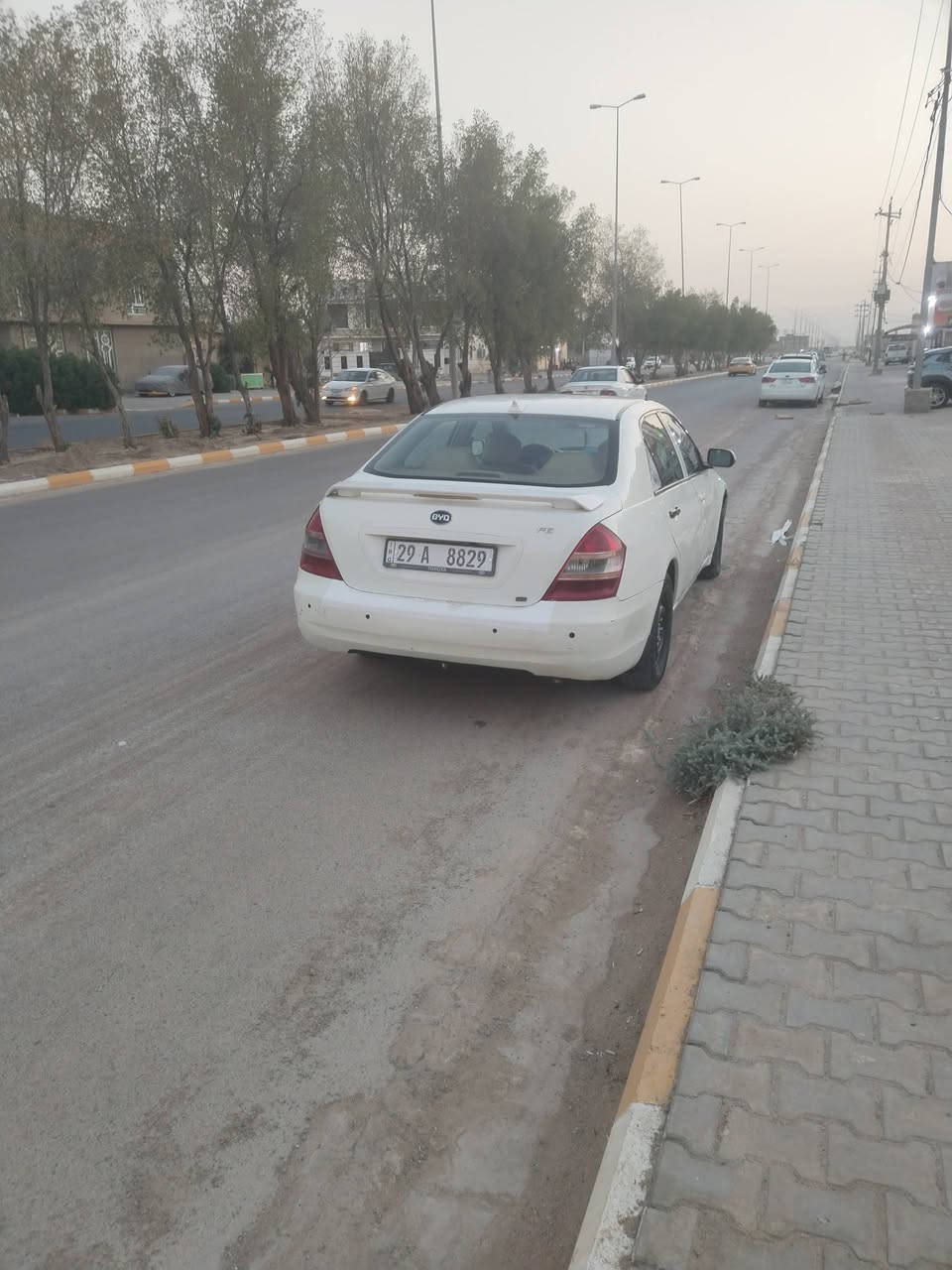 السلام عليكم بي واي دي اف ٦ رقم واسط محرك وكير جدد كير عادي بيها ٥ قطع ابيع احزام مكان السياره الكوت مركز المدينه ***********

