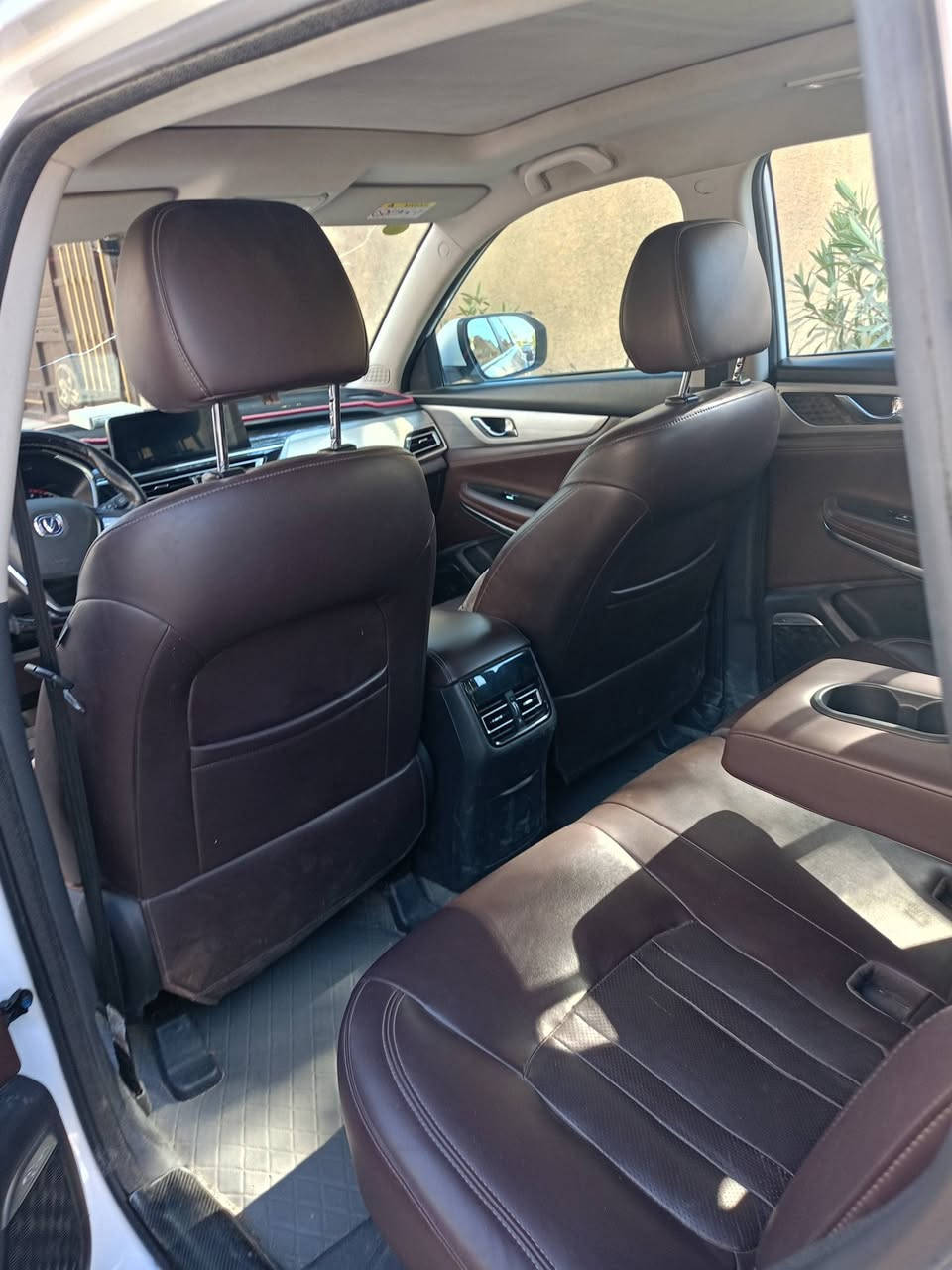 شانجان cs75
للبيع شانجان CS75 موديل2019
سقف بانوراما
ماشية 115  الف كم  قابل للزياده
محرك 1.8 لتر تيربو
ناقل حركة أوتوماتيك
كاميرا خلفية
اللون أبيض
بحالة ممتازه
وباقي المواصفات معروفه
مكان السياره بغداد 
135 ورقه وبيها مجال
للتواصل
***********
