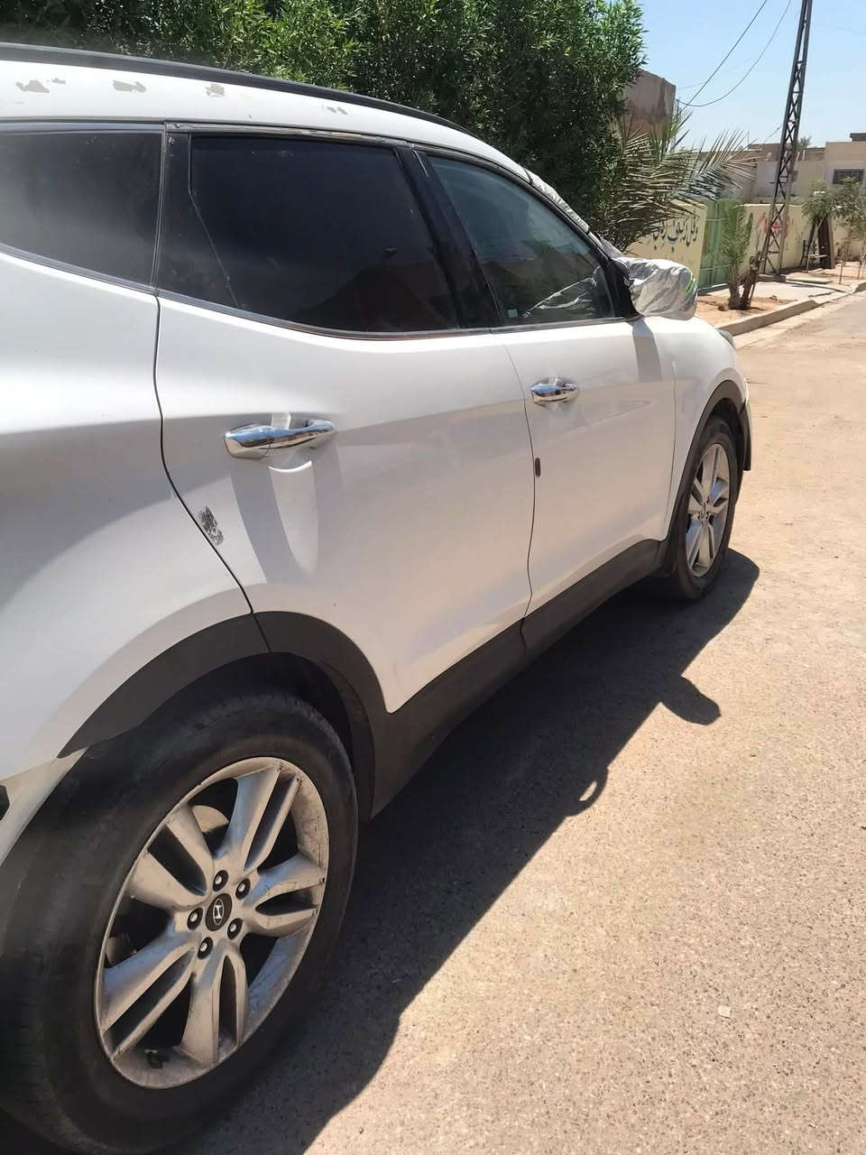سلام عليكم
سنتافيا موديل ٢٠١٥ وارد امريكي كامل مواصفات لمتد محرك وكير مكفوله جي دي اي تيربو تبريد شغال ٤ قطع حتى بالتكم رقم قادسيه تحويل مباشر 
بيه حادث جاملغ خلفي بعده على حادثه البنراما مكسوره وشادله بلستك مقوى حادث امريكا چاملغ وباب . 
رايد مراوس وانطي فرق . مكاني بغداد / حي العامل 
***********
