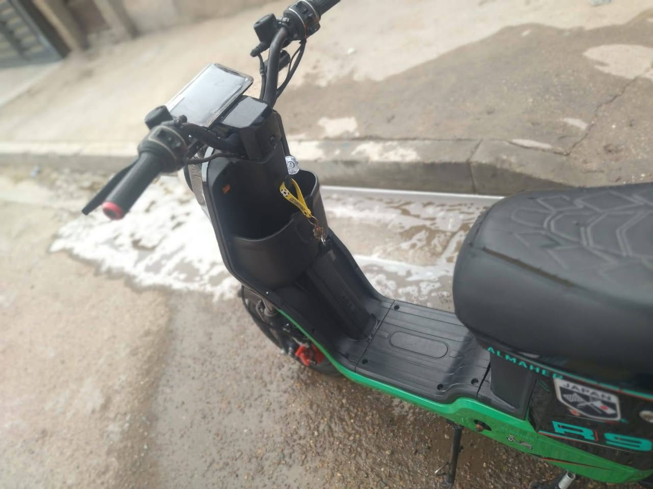 شحن • R9 • نضيفه
