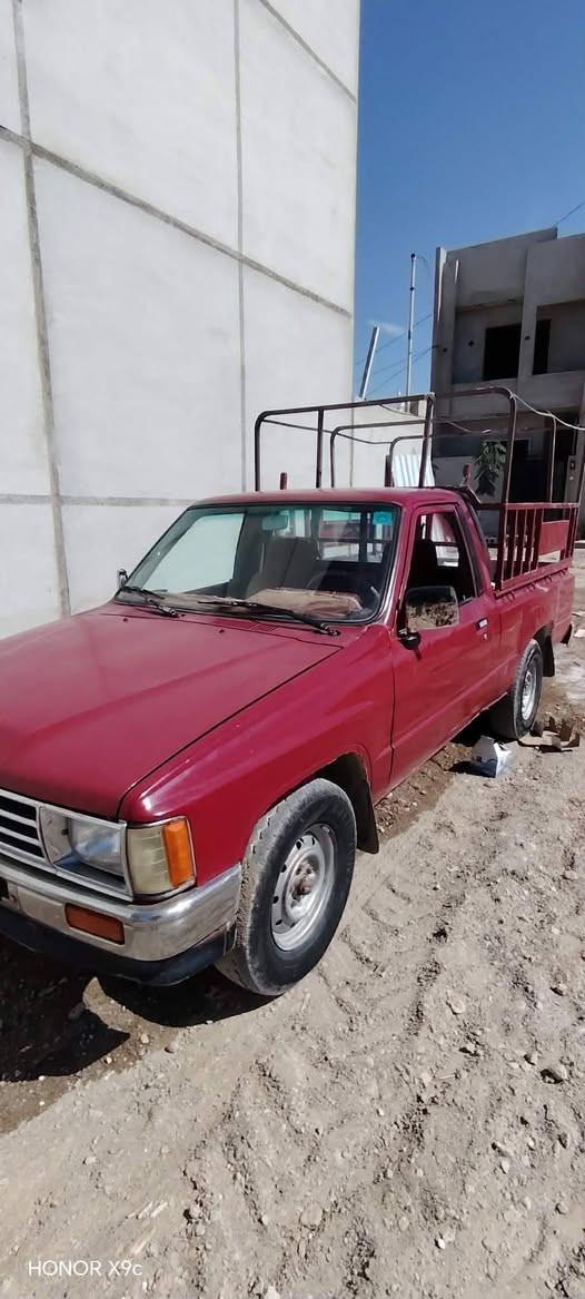 🚗 للبيع موديل 1985

💰 السعر: 38$ — بيه مجال بسيط
📅 السنوية: 2030
🔢 رقم نينوى دولي
🧳 الكابون موجود
⚙️ المحرك شرط
⚙️ الكير شرط
🔧 الشاصي بيه تصليح

📱 للتواصل : *********** وبي وتساب

نص مكتوب في الصور:
- HONOR X9c