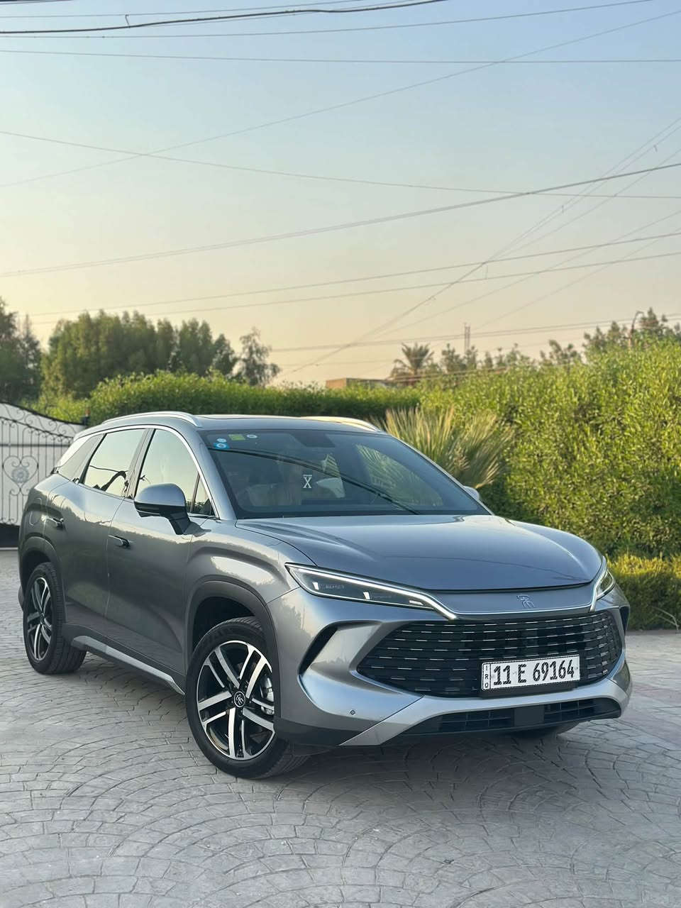 السلام عليكم
للبيع BYD  سونك L 
 موديل 2025
 السياره ماشية 16الف كيلو 

فول مواصفات/  عده  الشحن الاسلكي 

كرسي كهرباء
 .. شاشه كبيره
كاميرا دواره
.. بنوراما
 .. 5 كامرات 
.. صندوق كهرباء 
.. مواصفاتها معروفة وغنية عن التعريف

السعر(32،500،000) دينار عراقي 

 مكان السياره بغداد/ البياع/ حي الرساله 2
رقم التواصل ***********
✅ملاحظة السيارة بيها بارد على كد شبر بخشم البنيد✅
