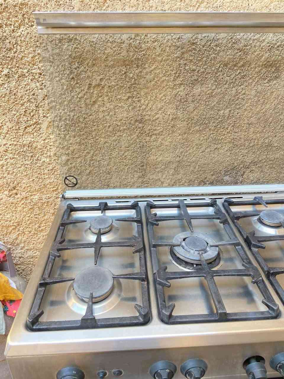 للبيع السعر ٢٠٠ شغال عل الفحص
الزعفرانية ***********
