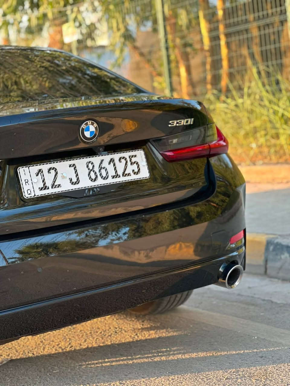 السلام عليكم
BMW 330i 2024 
بدون حادث السياره كليين 
فقط الدعاميه الخلفية مضروبة وواكعه من مكانها السياره فول
رادار خلفي امامي جانبي 
تحكم كشنات السايق و النفر تبريد منفصل امامي خلفي
مري شفط صندوق شفط 
فتحة سقف و بقية المواصفات معروفه مالBM  
كفاله من كلشي كير مكينه وصدر بشرط
مكان السياره موصل السياره استيراد جديد مال ذوي الشهداء بقالها سنة وشهرين تتحول اسويلك بيها وكاله عامه مطلقة لي ما تعبر هاي المده 
للتواصل *********** واتساب 
السعر 350 ورقه بيها مجال بسيط
