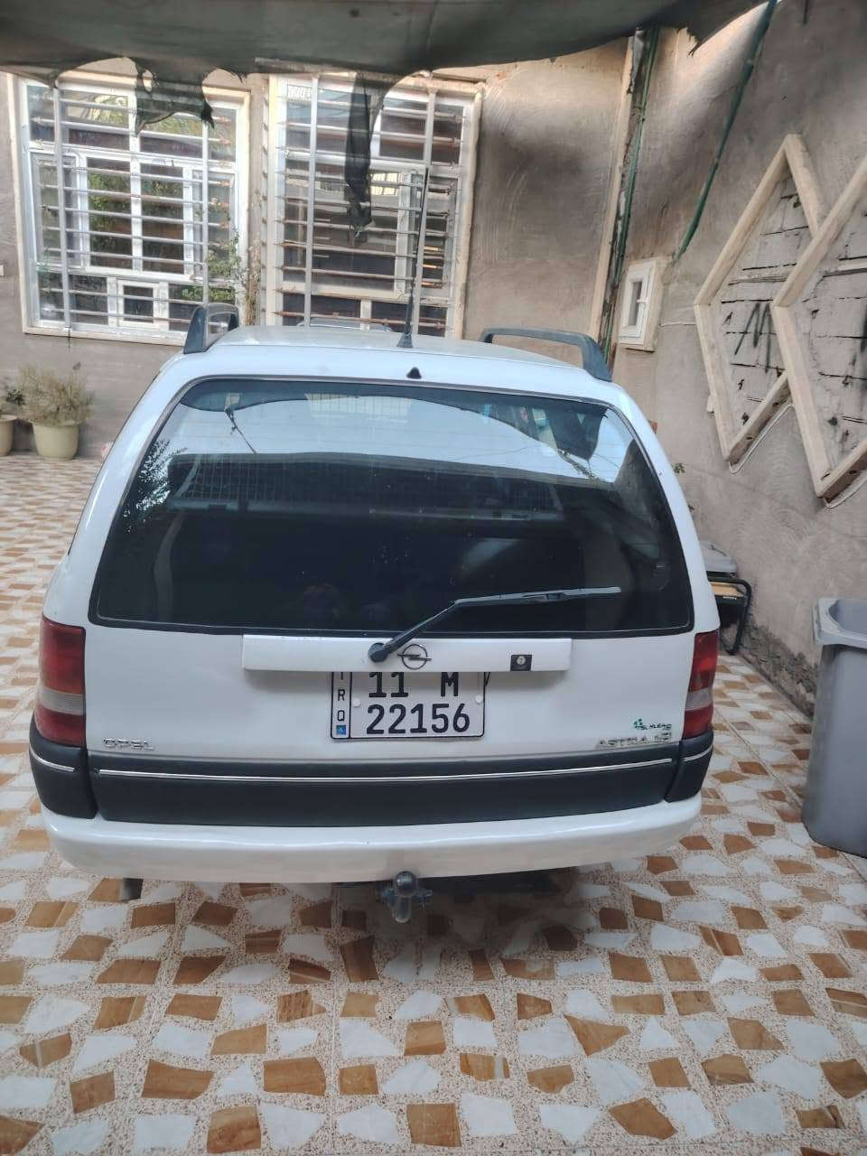 استرا موديل 96حجم 18رقم بغداد مسطرا اني الشرعي هزا جديده ضررها دوائر او دوسات ول باقي كدام العين شرط التحويل السعر 55بيها مجال قليل 
***********
***********
