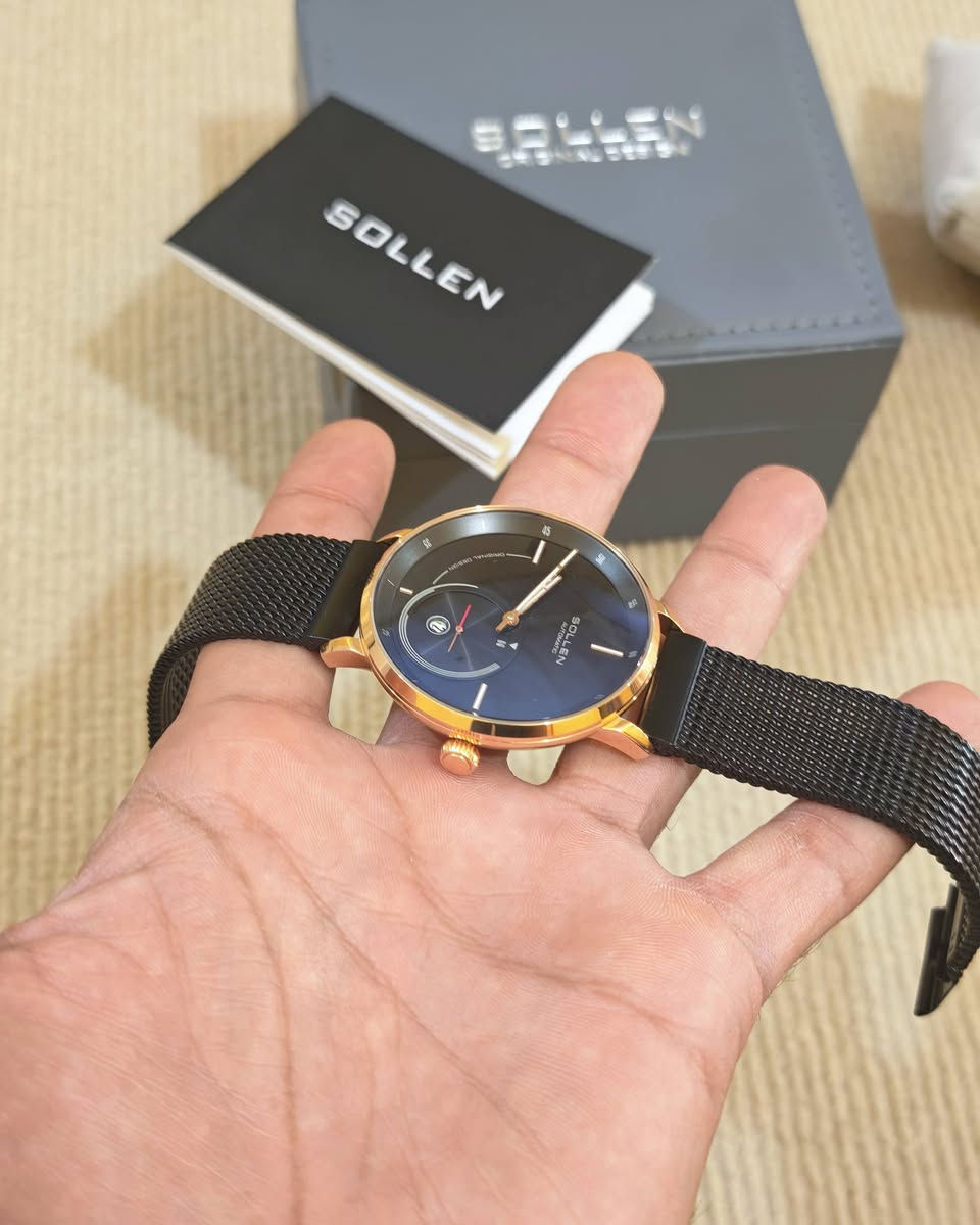 يا الله
شباب مزاد يبدي المزاد من 80 ألف وشتوصل بالعافية 
***********

نص مكتوب في الصور:
- PRODUCT SPECIFICATIONS Case Diameter: 42mm | Thickness: 14mm Waterproof: 3ATM | Band Length: 210mm | Mirror: Mineral Glass | Movement: Automatic Mineral Glass Scratch Resistant 3ATM Waterproof Automatic Movement 42mm Diameter 14mm Thickness 210mm Band Length Perfect Gift for Men