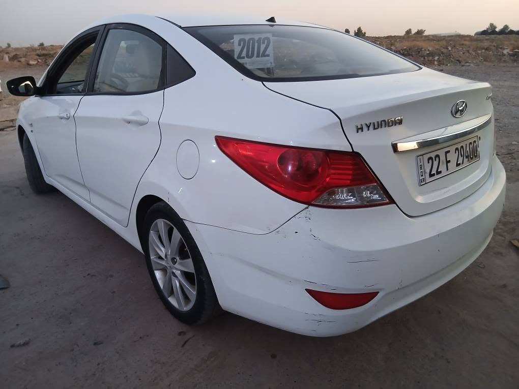 مۆدیل 2012 گیڕ و مەکینە بەشەرت 10 پارچە رەش بی لیدران مەکینەی نەکرایتەوە بەشەرتی بە ناوکردن ژمارەی خاوەنی *********** أربيل, العراق
