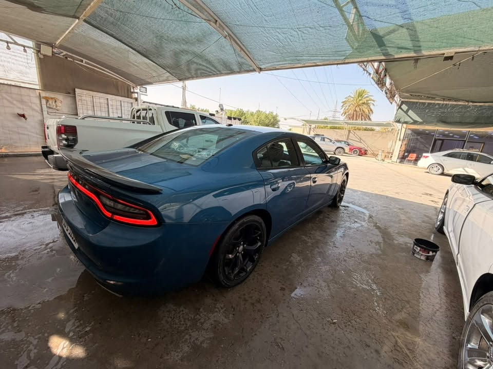 جارجر sxt 2022 للبيع وارد كندي 🇨🇦 
لون بحري 🔵
مرقم بغداد
ضربتها جاملغ وبنيد وموضح الضرر بالسونار
مواصفات sxt معروف 6 سلندر محرك 3600
مبدل تخم تاير جديد + ويلات قياس ٢٠ جدد
مدوشمة جلد ابيض dodge 
ممشى السياره ٣٥ الف 
صور الحادث مرفقة بالمنشور
السيارة نظيفة ومماشية كثير مكانها ديوانية 📍
السعر ٢١٠ فقط بيع
تواصل ***********

