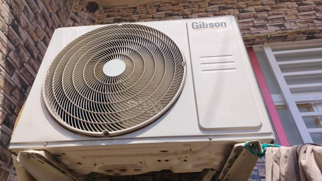 سبلت جبسون  ثلج ونضيف جدا سعره 600 مكاني كربلاء حي العامل
***********

