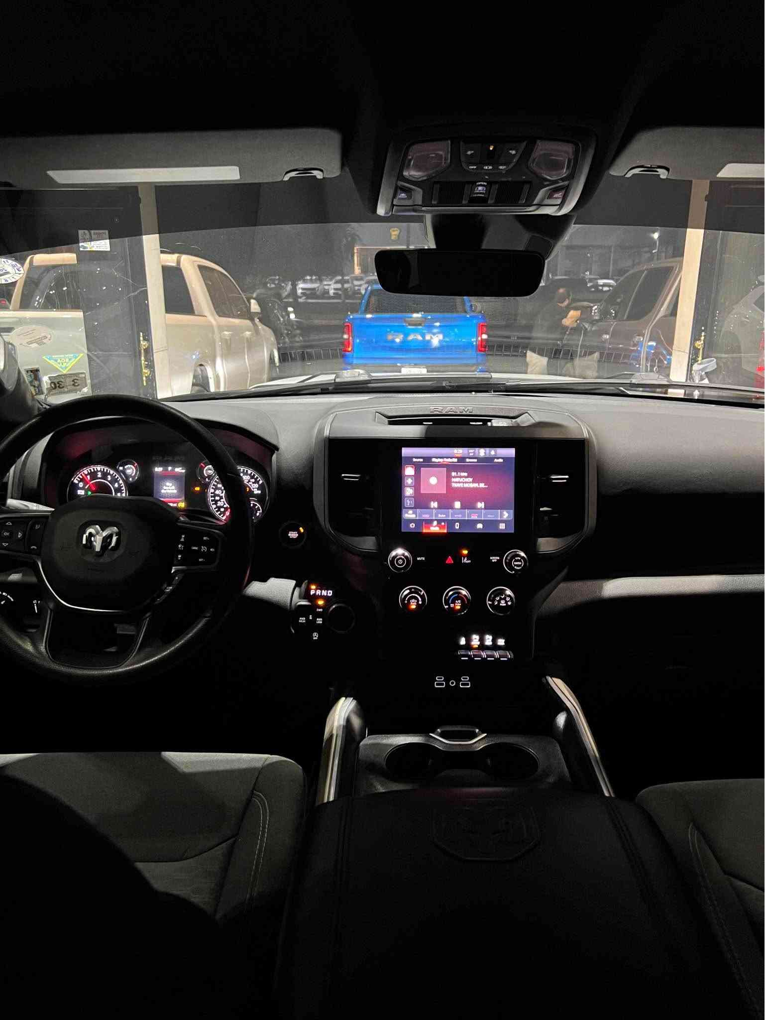 رام. RAM
موديل. 2025
ماشية. 22 الف
محرك. V6. 3.6 ايتورك
دفع رباعي. 4*4
ضرر باب خلفي صبغ وربع جاملغات امامي
رادار 360
ارباك سستم
تترقم : اربيل - سليمانية - دهوك 
السعر : 288$ وبيها مجال 
رقم شاصي داخل منشور
***********
*********** أربيل, العراق
