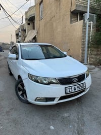 سيراتو ٢٠١١ • محرك ١٦٠٠ • مشيه ٢٦٠ الف