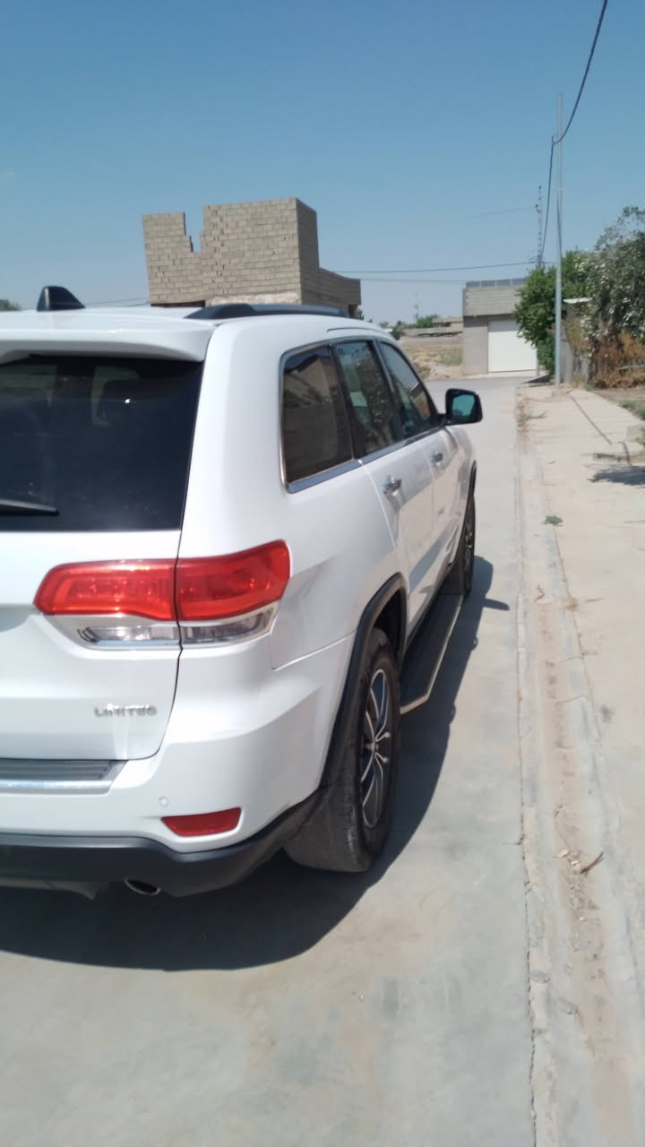 سلام عليكم جيب وارد امريكي لمتد فول موديل ٢٠١٧ ما شايف مصلح ما شايف حي الصناعي كلين من الدعاميه لدعاميه رقم اربيل سياره باسمي مكان كركوك ***********
