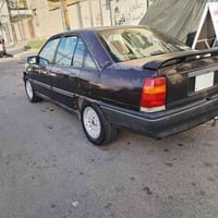 اوبل اوميكا • ١٩٨٩ • تواير جديدة