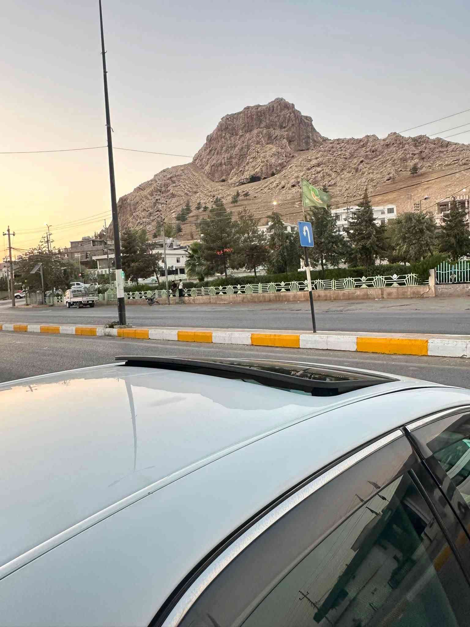 شاهانە بڕاوە ٢٠٠٧
ساج مەلەکی
١٨٢ بێ دووکەڵ
٣ دووگمە
سڵایت
سێ پەردە
سەلاجە
مەرکەزی
٤ کوشن کارەبا
جڵد و هیتەر 
فول فول مواسەفات
ئارێڵی بیلاد 
بێ مەسرەف 
برێک بەسراوە
تەبریت مەزبوت
ویل نەوتی بیلاد
هەموو گیانی لۆکە 
ناو سنوقی ئەشیای کاملی تیایە
بێ کۆدەە
مشتەری نیت و سعر نازانیت تەلەفون مەکە
شوێن سەیدسادق

***********
